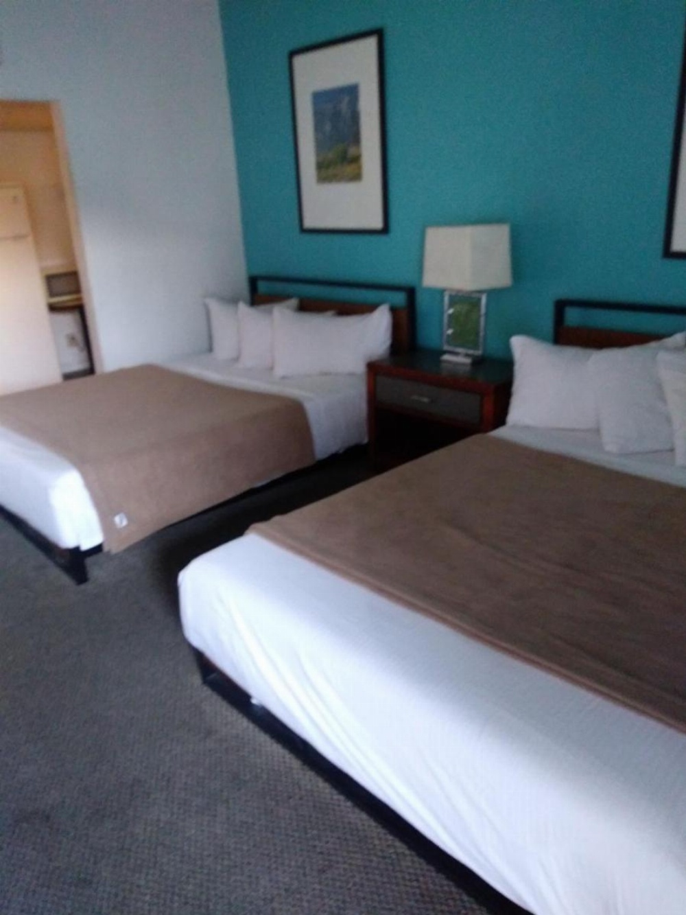Desert Hills Motel Image 29