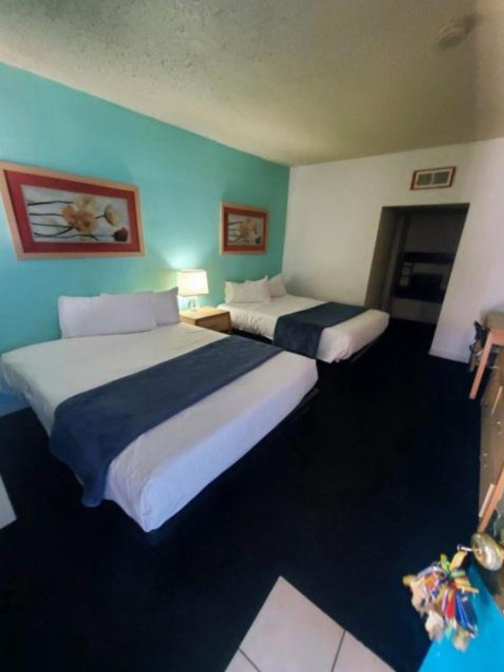 Desert Hills Motel Image 36