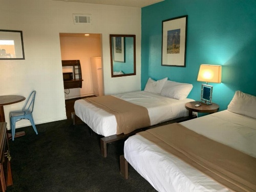 Desert Hills Motel image 44